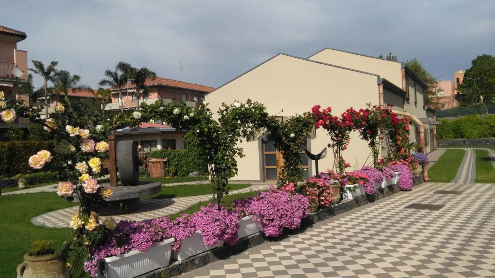 B&B Le Antiche Cisterne Tremestieri Etneo 外观 照片