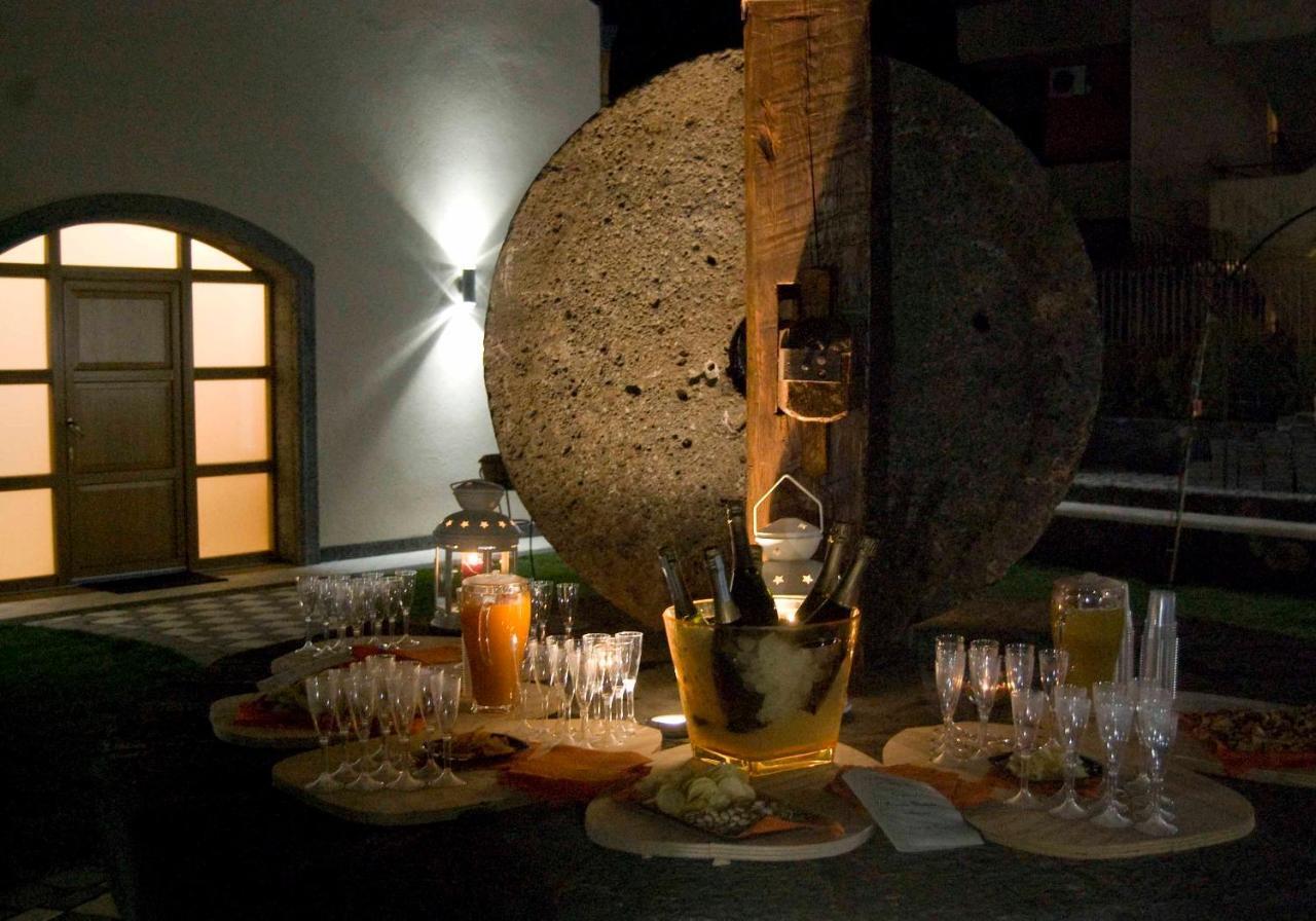 B&B Le Antiche Cisterne Tremestieri Etneo 外观 照片